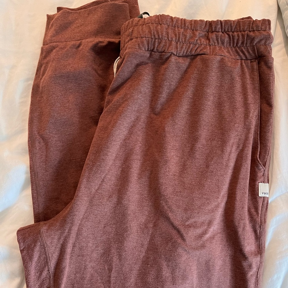 Vuori Performance joggers, Size XL